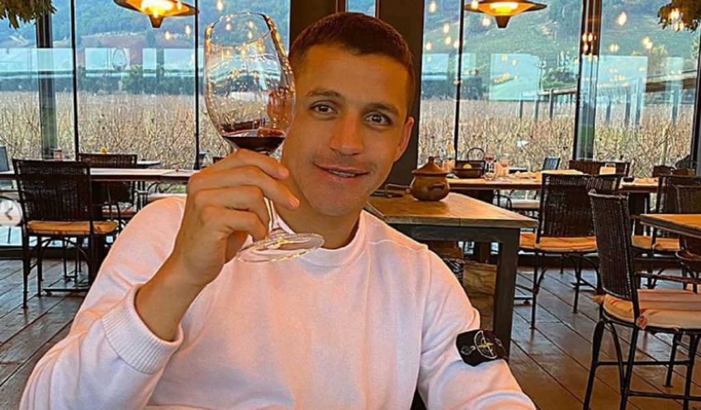 Alexis Sánchez se lanzó como empresario vitivinícola: compró lujosa viña en Italia