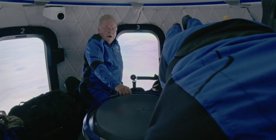 Capitán Kirk lo logró: actor que interpretó a conocido personaje de Star Trek viajó al espacio