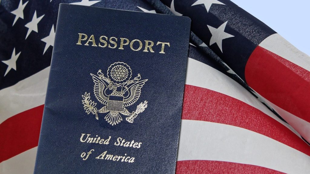 Estados Unidos emitió su primer pasaporte con la opción de un tercer género