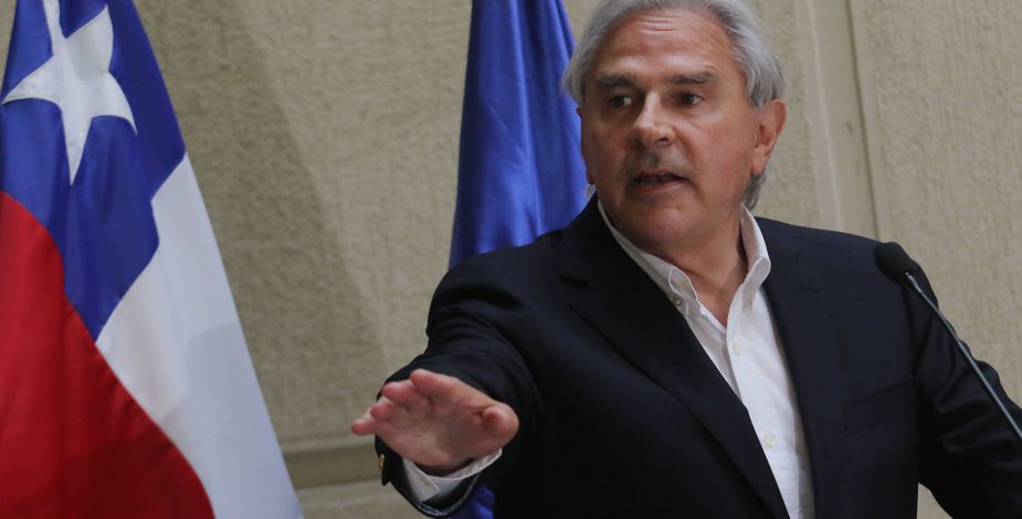 Iván Moreira exigió a Francisco Huenchumilla “inhabilitarse” de votar acusación constitucional contra Presidente Piñera
