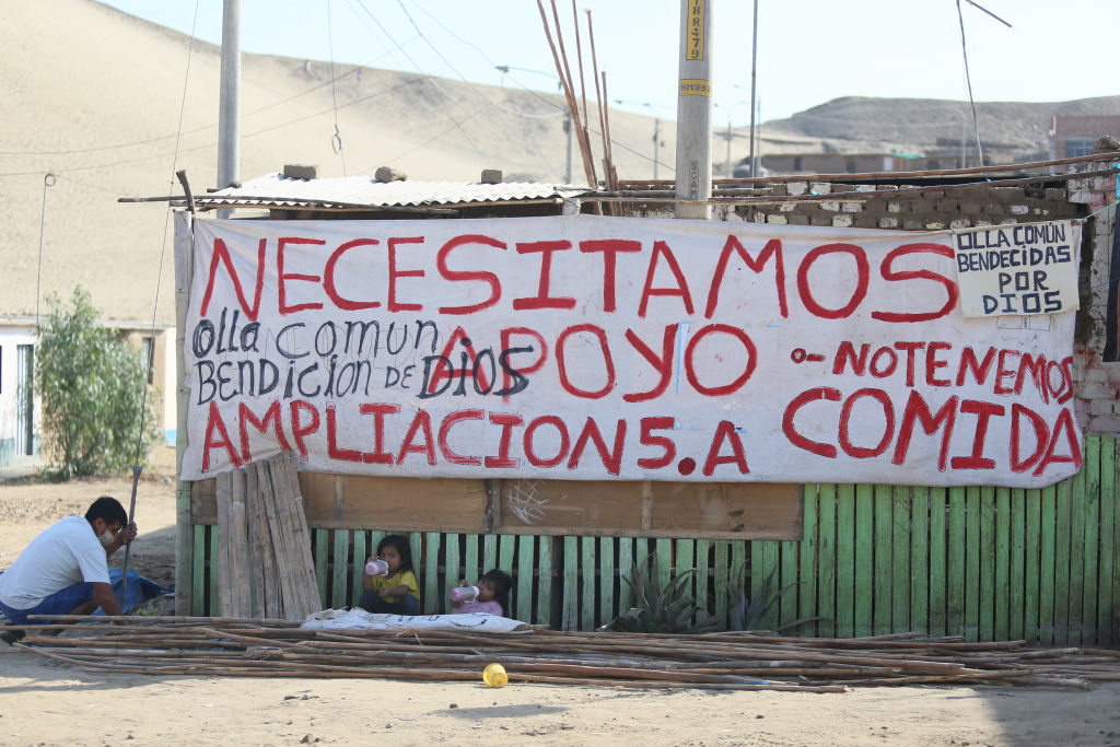 Familias solicitan ayuda para las ollas populares en los barrios de Lima