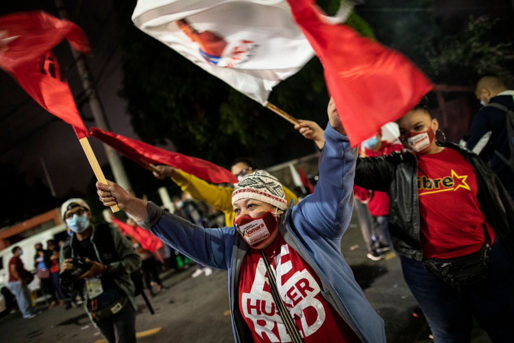 Festejos en Tegucigalpa por el triunfo de Xiomara Castro en las elecciones