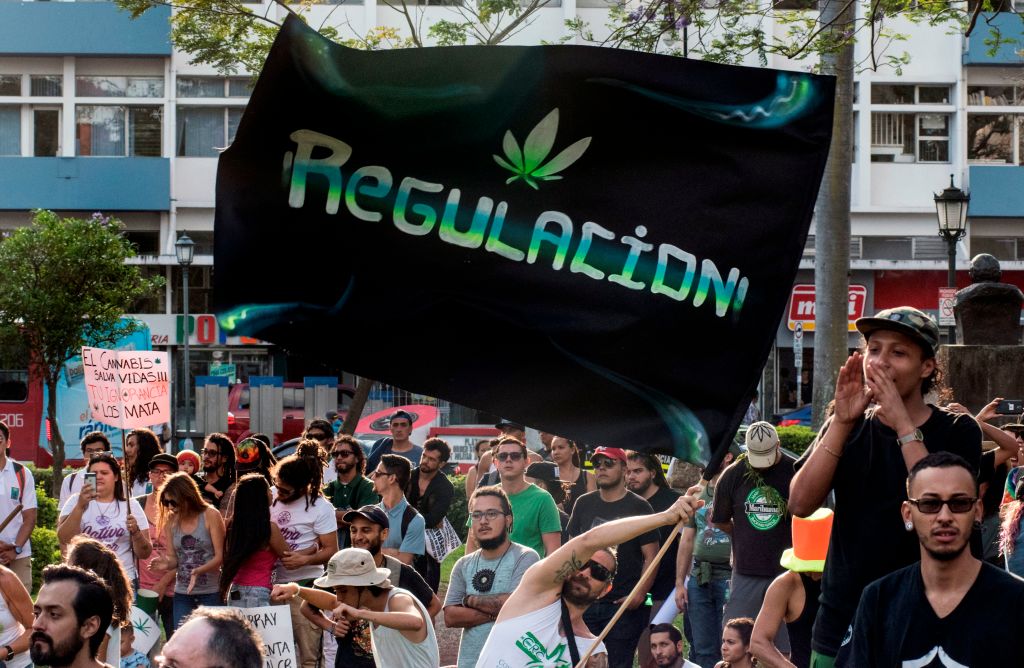Manifestación a favor de la legalización del cannabis en la ciudad de San José