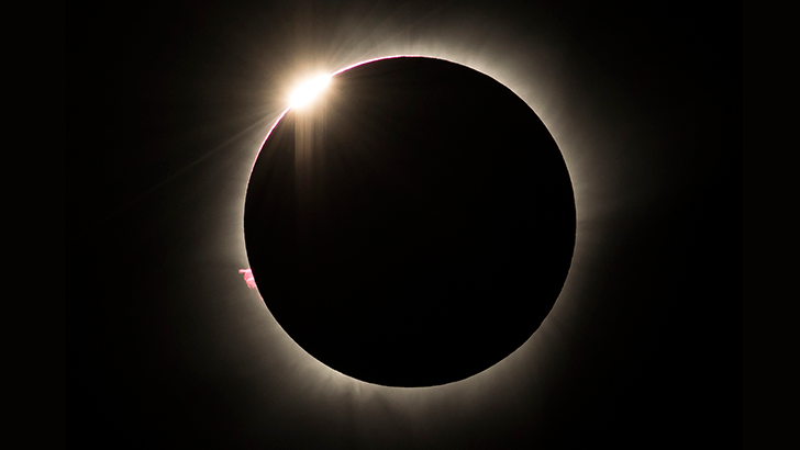Astrónomo y el próximo eclipse total de Sol en la Antártica: "En términos científicos y prácticos va a ser equivalente a los que vimos"