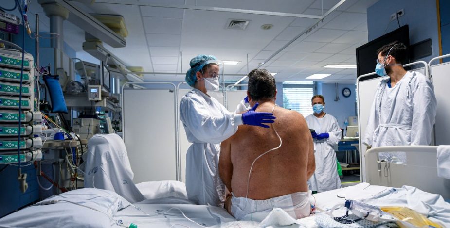 Explosivo aumento: Minsal confirmó más de 7 mil contagios de covid-19 este jueves