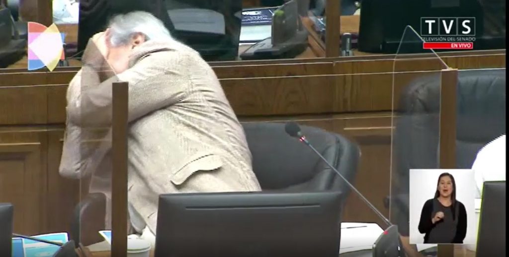 "Test de antígeno prostático": Iván Moreira protagonizó "chascarro" durante sesión del Senado