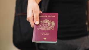 Registro Civil anunció disminución en el costo del pasaporte: Tendrá una baja del 22% en su valor