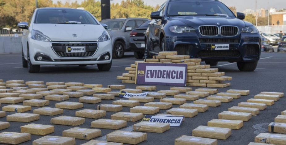 Operativo de la PDI terminó con la incautación de más de una tonelada de droga proveniente de Bolivia
