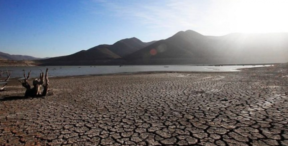 Investigadora Camila Álvarez y crisis hídrica en Chile: “El descenso en las precipitaciones va a seguir”