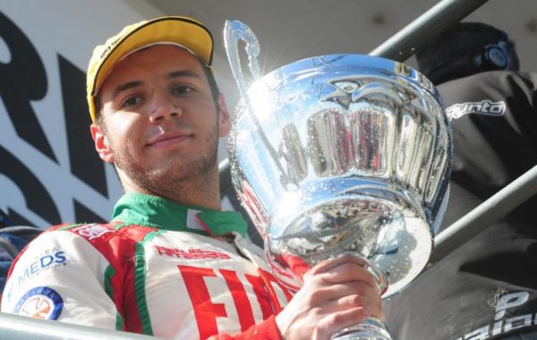 Benjamín Hites firmó por Lamborghini para competir en tres torneos europeos de automovilismo