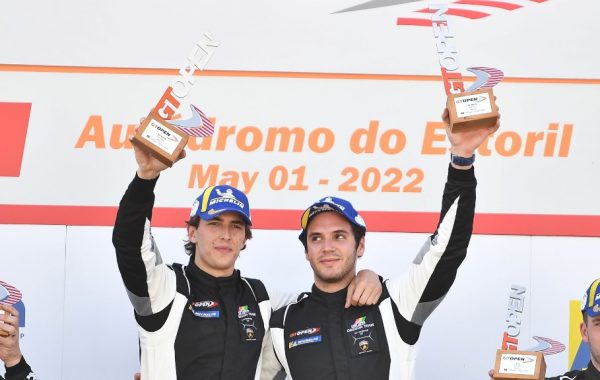 Benjamín Hites ganó la carrera uno en la primera fecha del GT Open de Europa, en Portugal