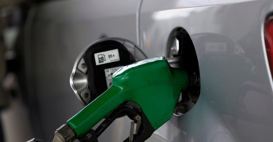 ENAP anunció una nueva alza en el precio de las bencinas para la última semana de mayo: solo bajará el GLP