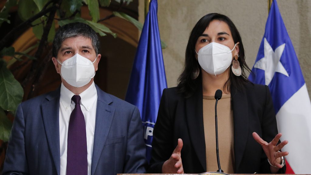 Oposición critica actuar de Interior en macrozona sur: "Nos está llevando a un conflicto nunca antes visto"