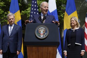 Joe Biden: "Suecia y Finlandia cumplen con los requisitos para entrar a la OTAN"