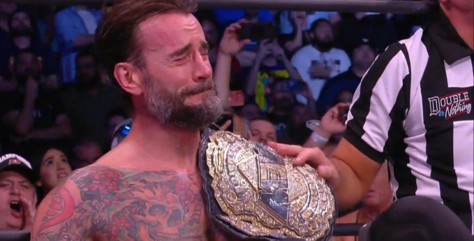 CM Punk vuelve a la gloria tras coronarse campeón mundial de AEW