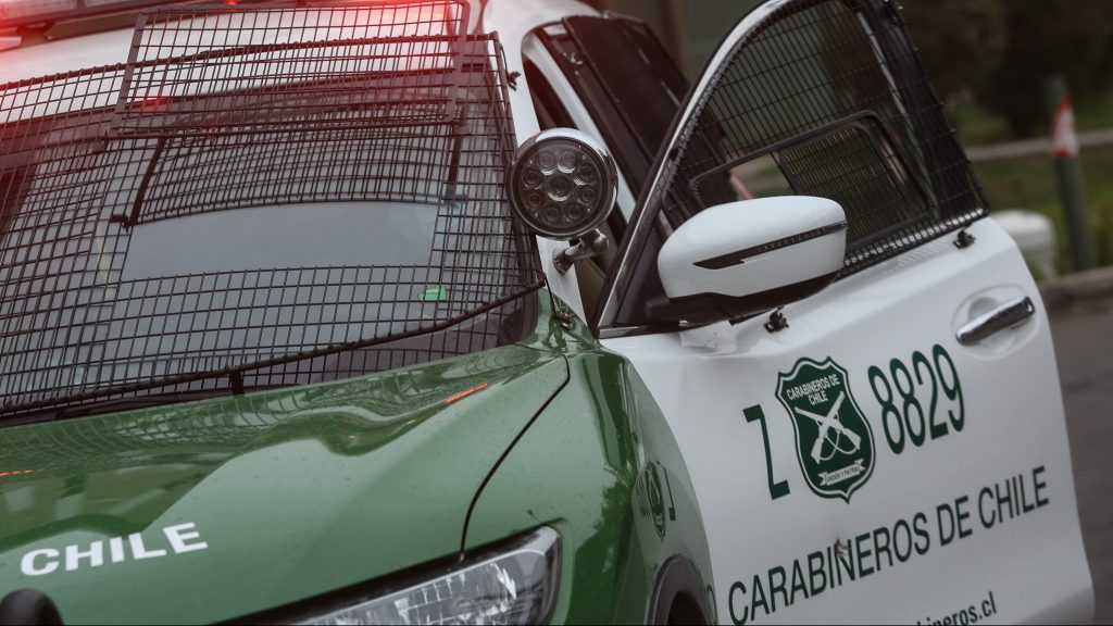 Dos inspectores municipales son baleados por adulto mayor en Lo Barnechea