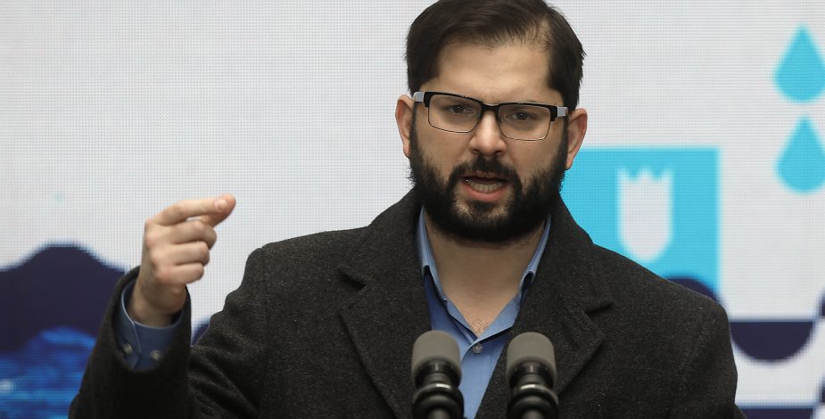 Presidente Boric reconoce trabajo de exmandatarios: “En los últimos 30 años hubo tremendos avances”