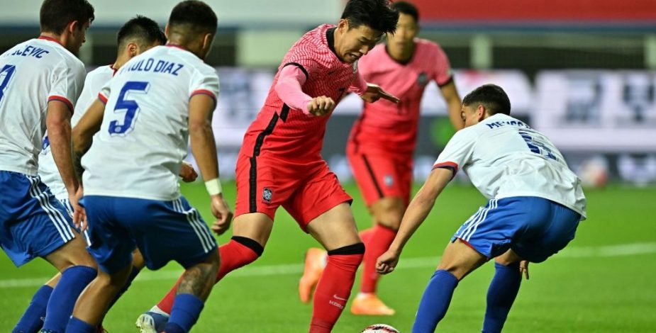 Chile pierde versus Corea del Sur y amarga el debut de Eduardo Berizzo en la banca de La Roja