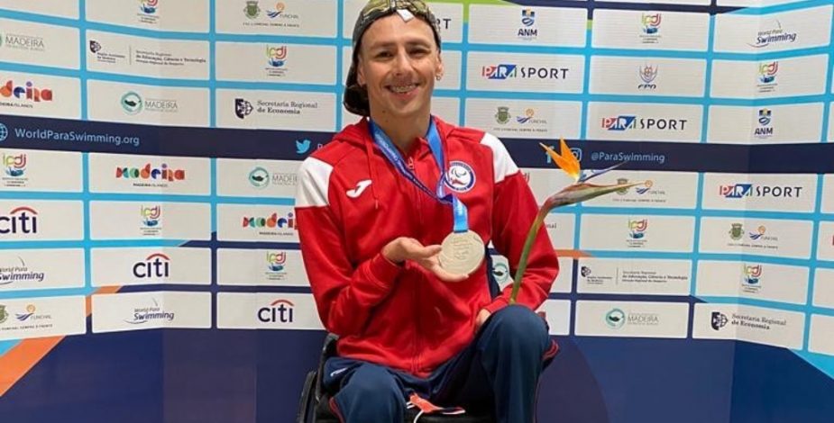 Alberto Abarza logra la tercera medalla en su participación en el Mundial de Para Natación