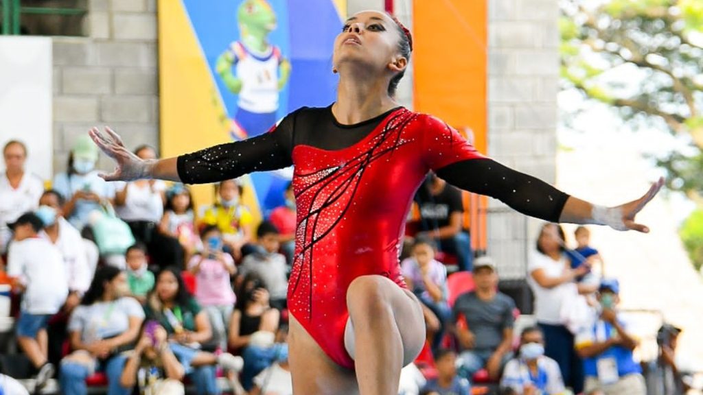 Franchesca Santi logra el primer oro para la gimnasia de Chile en los Juegos Bolivarianos 2022