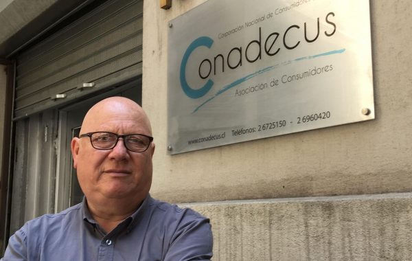Presidente de Conadecus: "A nadie se le debe obligar a usar corbata"