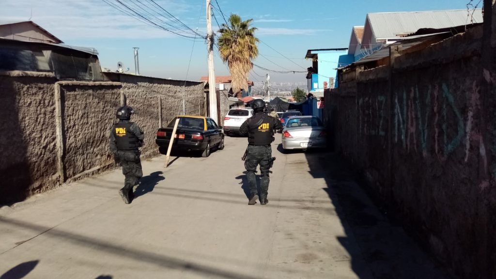 PDI desbarata organización dedicada al tráfico de drogas en La Pincoya: patrimonio bordeaba el US$1 millón