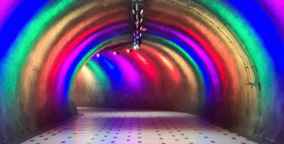 “Túnel de la diversidad”: Metro de Santiago celebra Mes del Orgullo LGBTIQA+