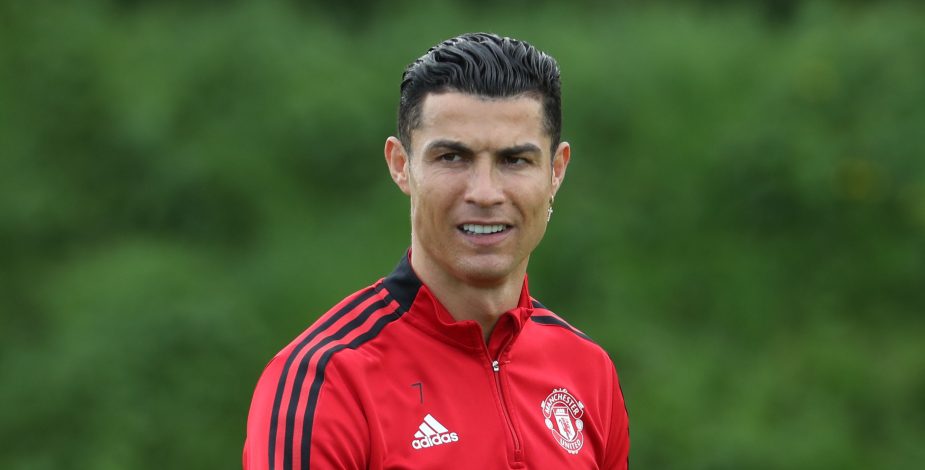 Bayern Múnich buscaría el fichaje de Cristiano Ronaldo ante una eventual salida de Robert Lewandowski