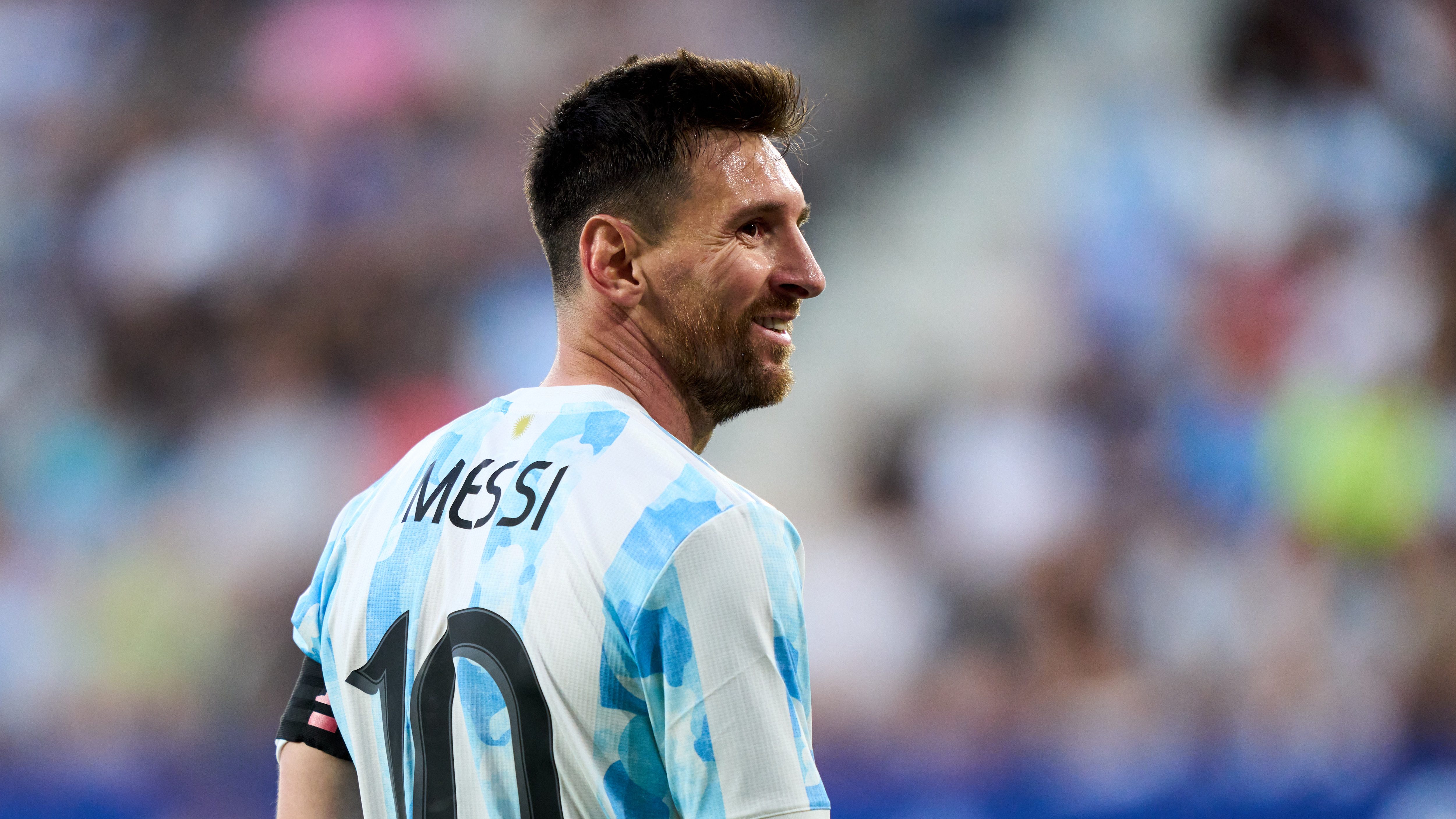 Marco van Basten dejó a Messi fuera de los tres mejores de la historia: no se pone para ir a la guerra'