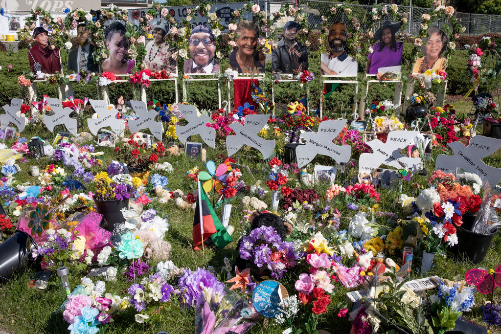 Memorial para víctimas de una matanza con armas en Estados Unidos
