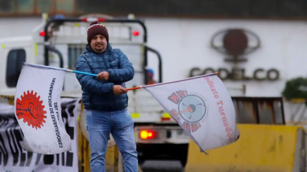 Trabajadores Contratistas del Cobre y paro nacional en Codelco: "Ventanas no es el foco contaminante que ellos dicen"