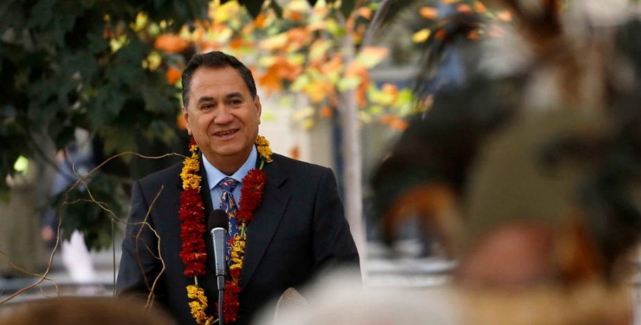 Alcalde de Rapa Nui sobre viajes humanitarios: “Hay resistencia para querer abrir la isla por parte de la autoridad”