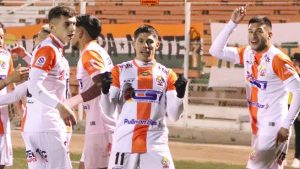 Cobresal hunde a Deportes Antofagasta y se acerca al liderato del Campeonato Nacional