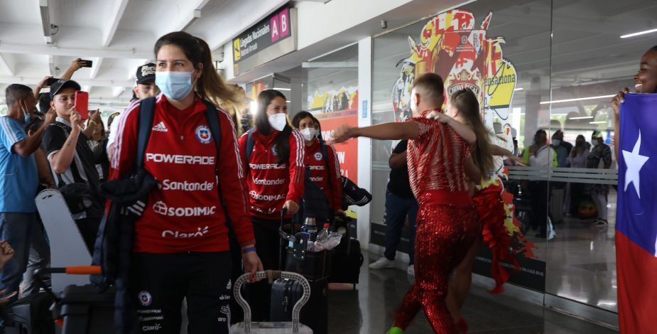 En busca del Mundial y los Juegos Olímpicos: La Roja Femenina ya está en Colombia para disputar la Copa América