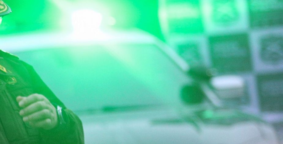 Persecución policial en Colina: carabineros disparan a ladrón que había robado una retroexcavadora