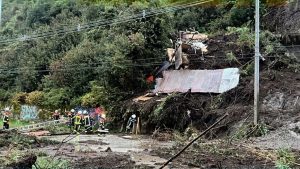 Emergencia en Puerto Montt: peligro de derrumbe de cerro Pelluco pone en riesgo la vida de 63 familias