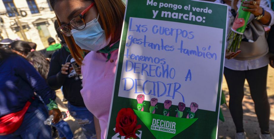 El Salvador: CIDH rechaza condenas por aborto espontáneo