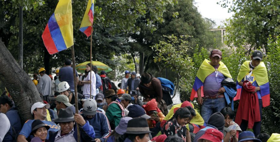 Ecuador se queda sin tres ministros tras fin de paro nacional