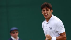 Cristian Garín ya tiene horario y cancha para enfrentar a Álex de Miñaur por los octavos de Wimbledon