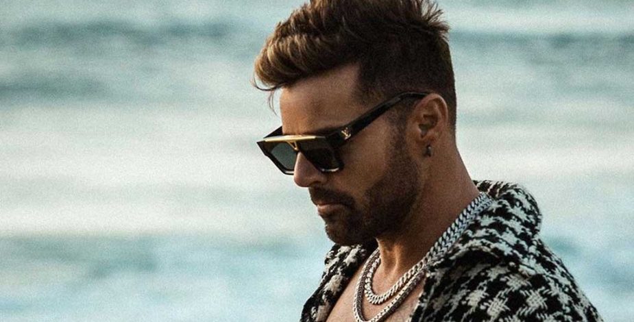 Ricky Martin enfrenta demanda millonaria de su ex mánager