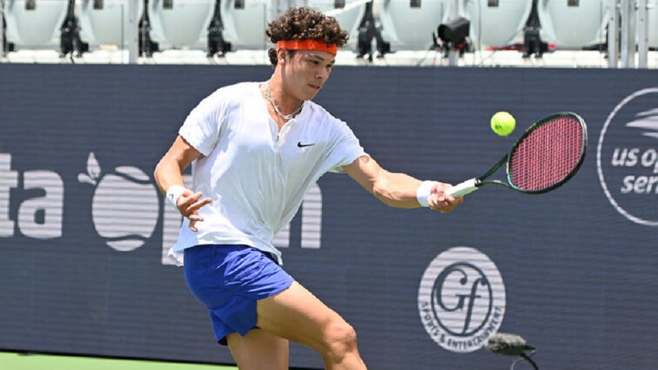 Ben Shelton da otra sorpresa y ahora apabulla a Casper Ruud en la segunda ronda del Masters 1000 de Cincinnati