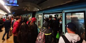 Metro de Santiago informa que cinco estaciones de Línea 2 se encuentran sin servicio disponible