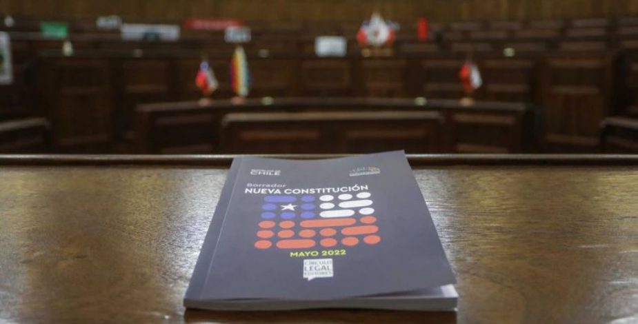 Axel Callís y el panorama político de cara al plebiscito: en la izquierda “están funcionando ante la posibilidad de la derrota”
