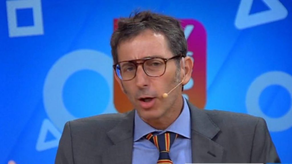 Matías del Río solicita a directorio de TVN manifestarse sobre declaraciones del Colegio de Periodistas