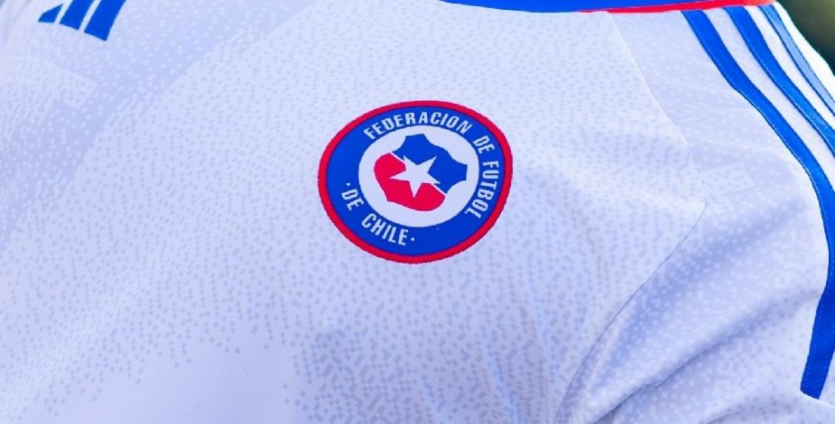 artículo Existencia Navidad La Roja es parte de nosotros': así es la nueva camiseta de la Selección  Chilena de Fútbol