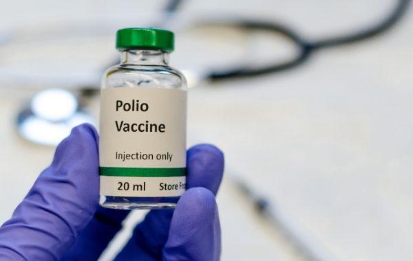 Detectan virus del polio en aguas residuales de New York