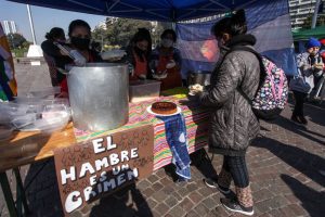 Niña muere por efectos de la desnutrición en Argentina