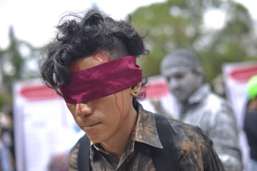 Manifestación teatral sobre la tortura que se vive en El Salvador