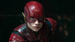 Ezra Miller trabaja en escenas adicionales para "The Flash" en medio de sus polémicas