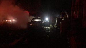 Inédito ataque incendiario en Paredones deja camioneta y dos máquinas forestales quemadas